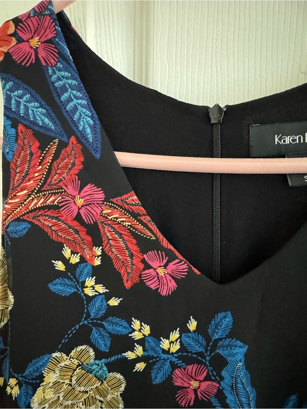 Karen Kane Multi Color Floral On Black Sleeveless Dress - Picture 5 of 11